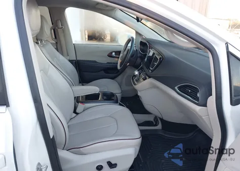 2017 Chrysler Pacifica Limited z USA, uszkodzony, nr VIN 2C4RC1GG8HR608681